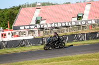 Evening Low_Mid Group Black Bikes